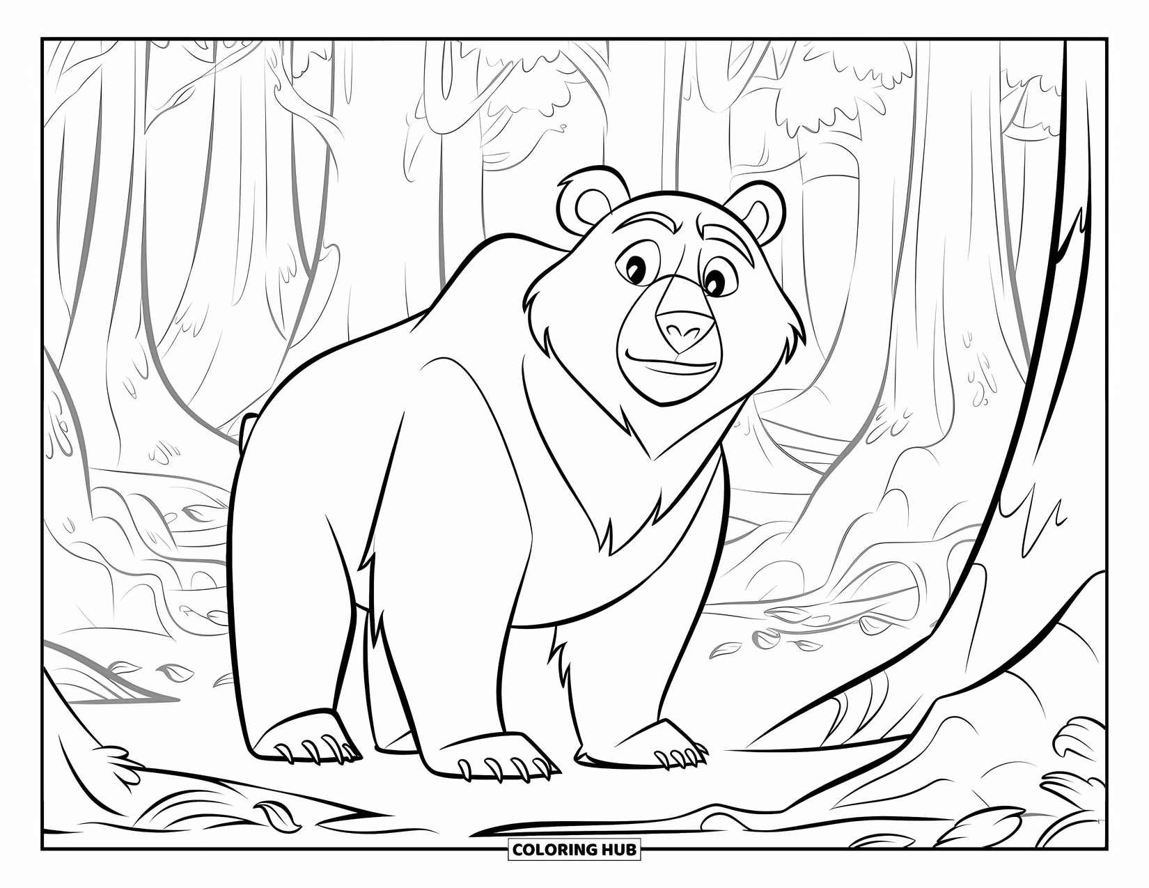Disegno di orso da colorare per bambini: Un orso pacifico si erge in una foresta nebbiosa circondato da alberi imponenti