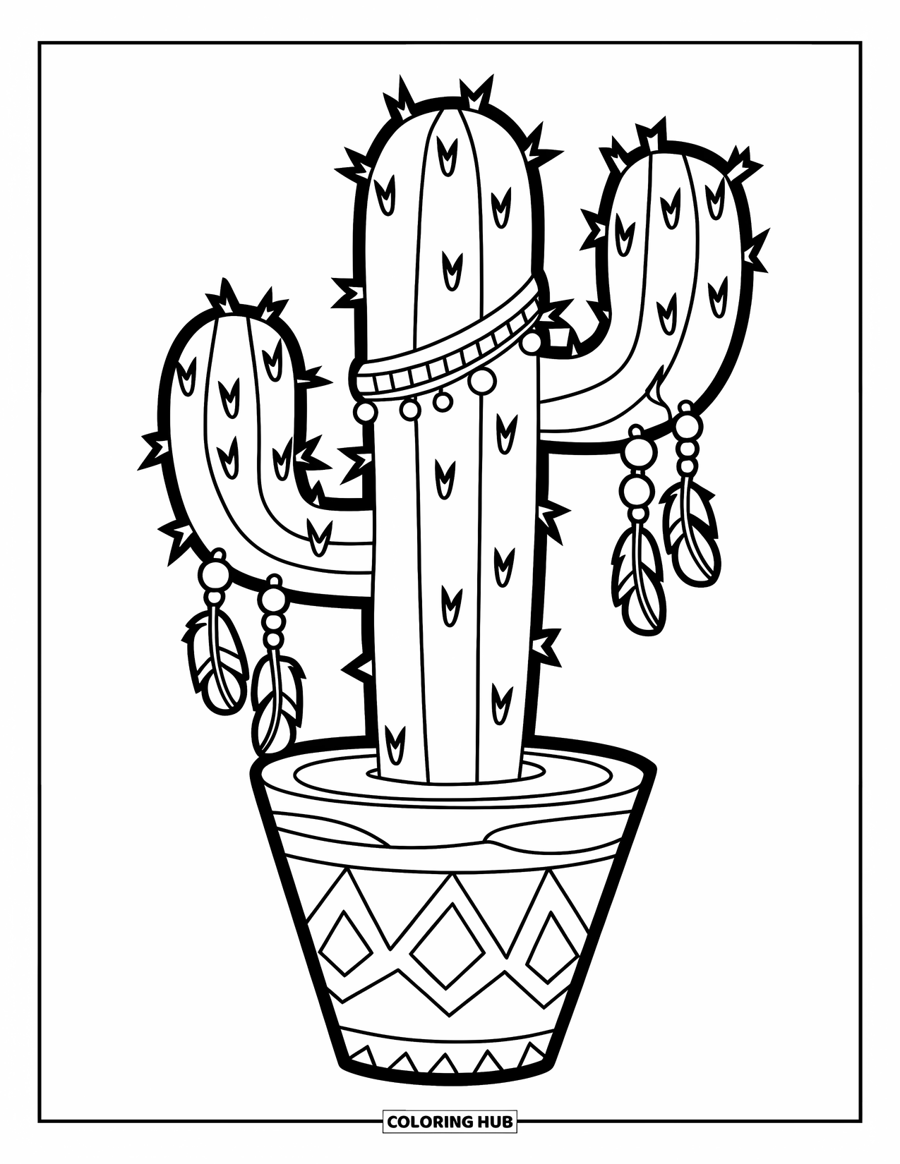 Desen de colorat cu cactus pentru copii: Un cactus decorativ cu mărgele și pene, așezat pe o bază de lemn într-un cadru liniștit