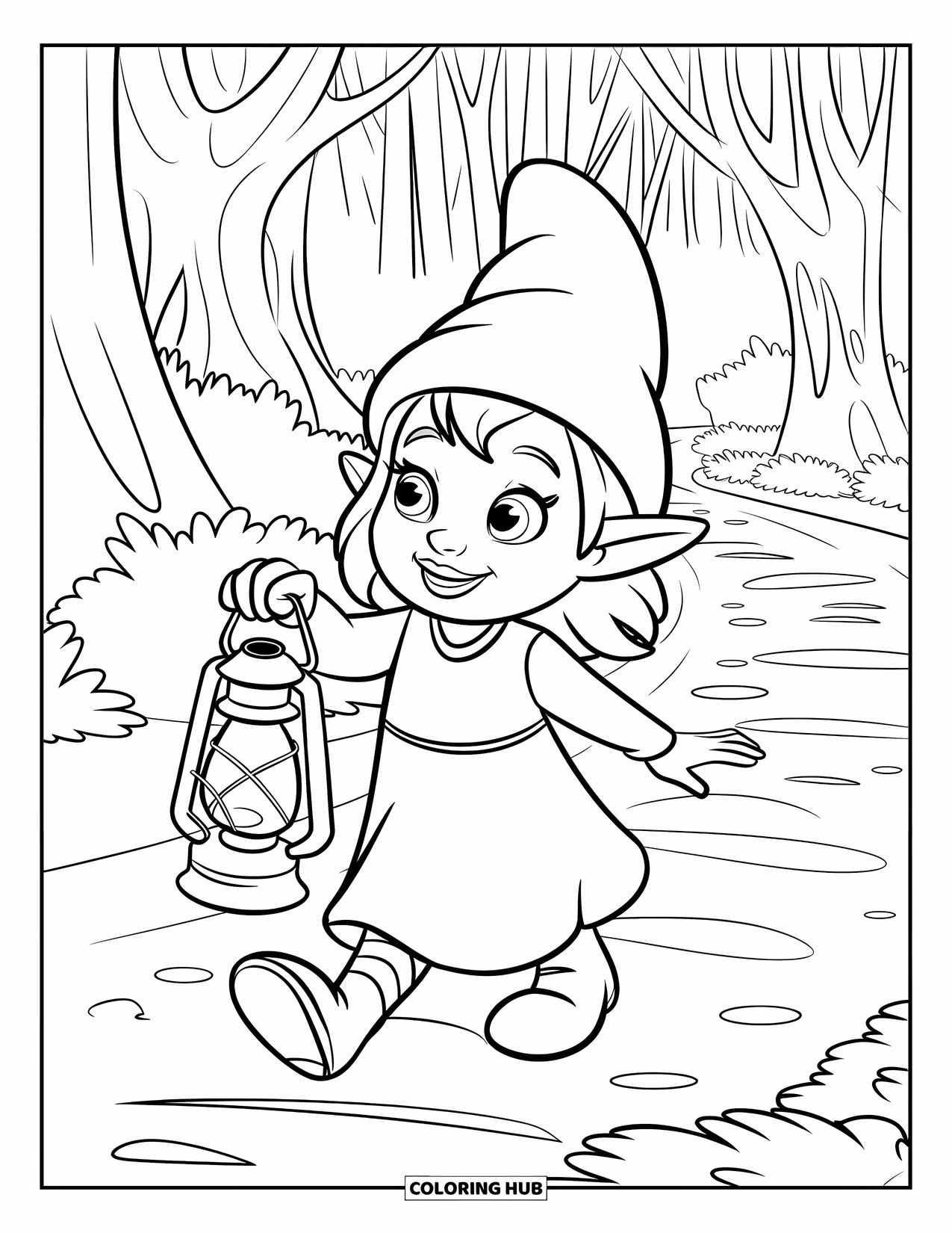 Desen de colorat cu o gnomiță pentru copii: O gnomiță merge de-a lungul unei poteci șerpuitoare prin pădure, luminând drumul cu felinarul ei