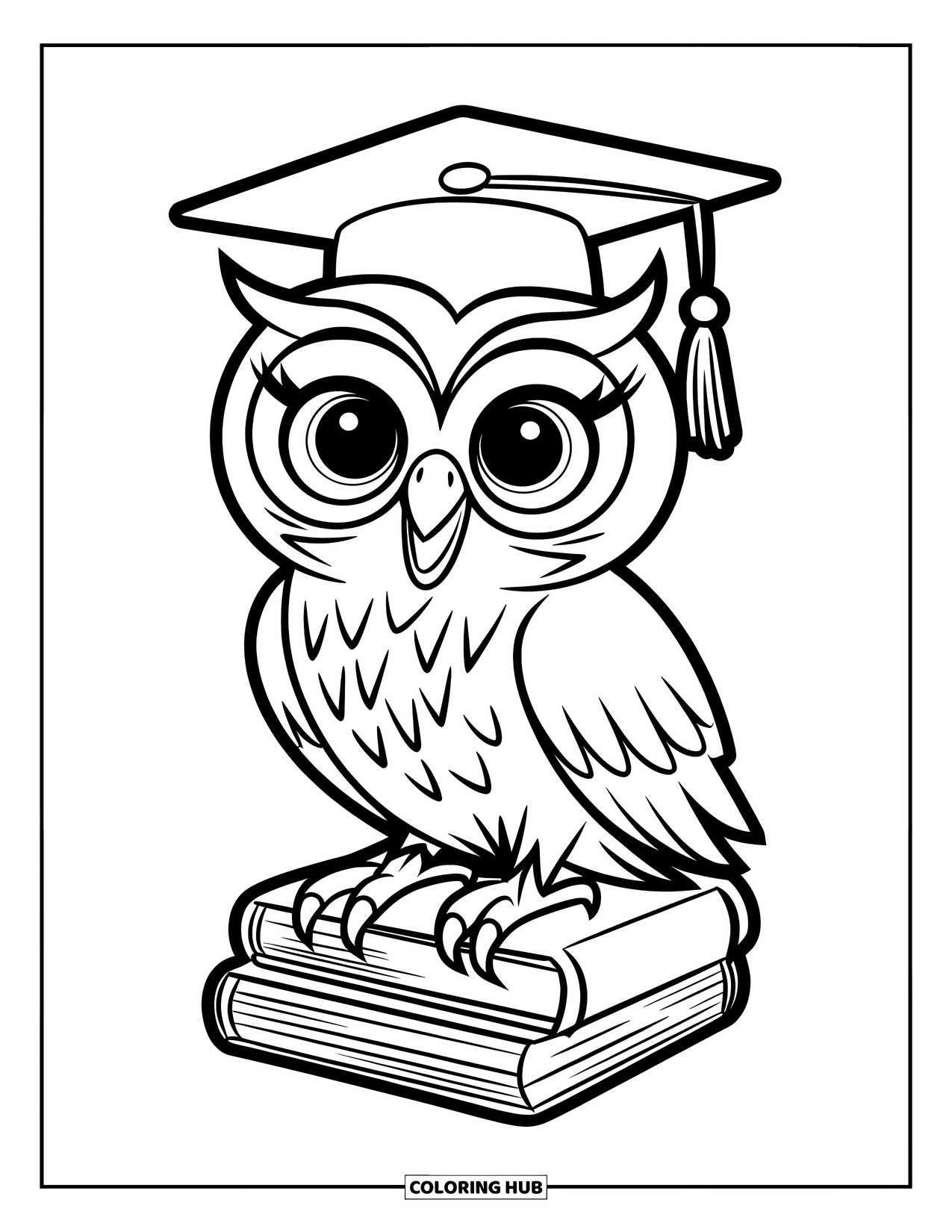 Dibujo de búho para colorear para niños: Un búho con un birrete de graduación de pie sobre una pila de libros