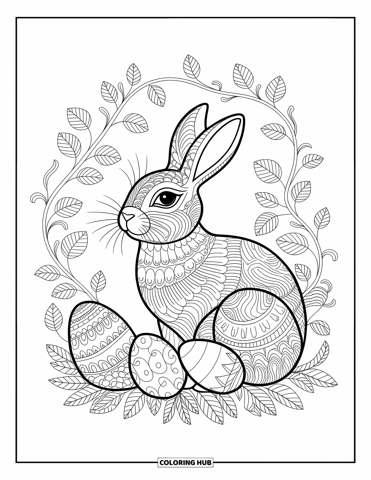 Kolorowanka z Królikiem Wielkanocnym dla dorosłych: Misternie zaprojektowany Królik Wielkanocny siedzi wśród pnączy, kwiatów i szczegółowych jajek wielkanocnych
