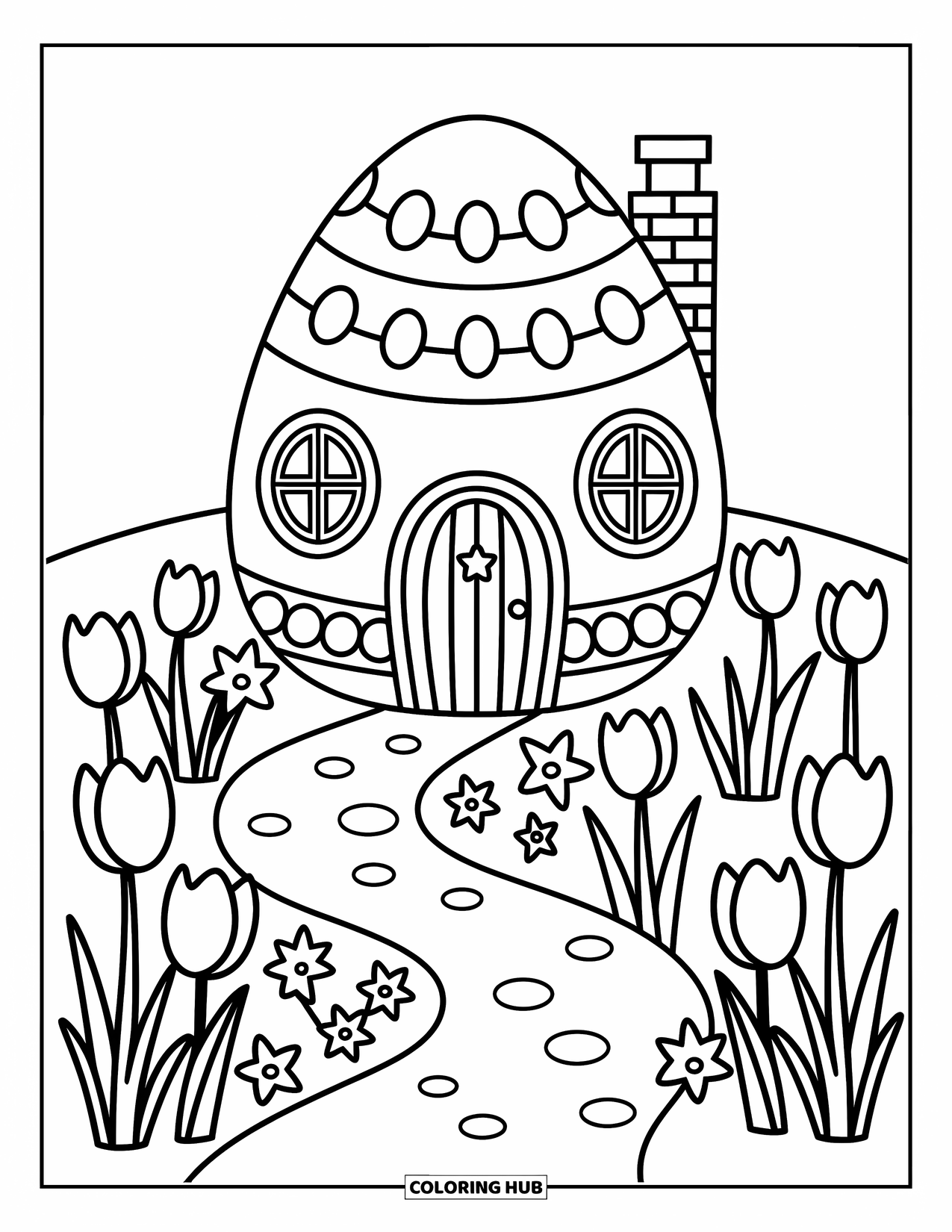 Kolorowanka wielkanocna dla dorosłych: Uroczy domek z jajka wielkanocnego z maleńkim kominem, okrągłymi drzwiami i ścieżką otoczoną kwiatami