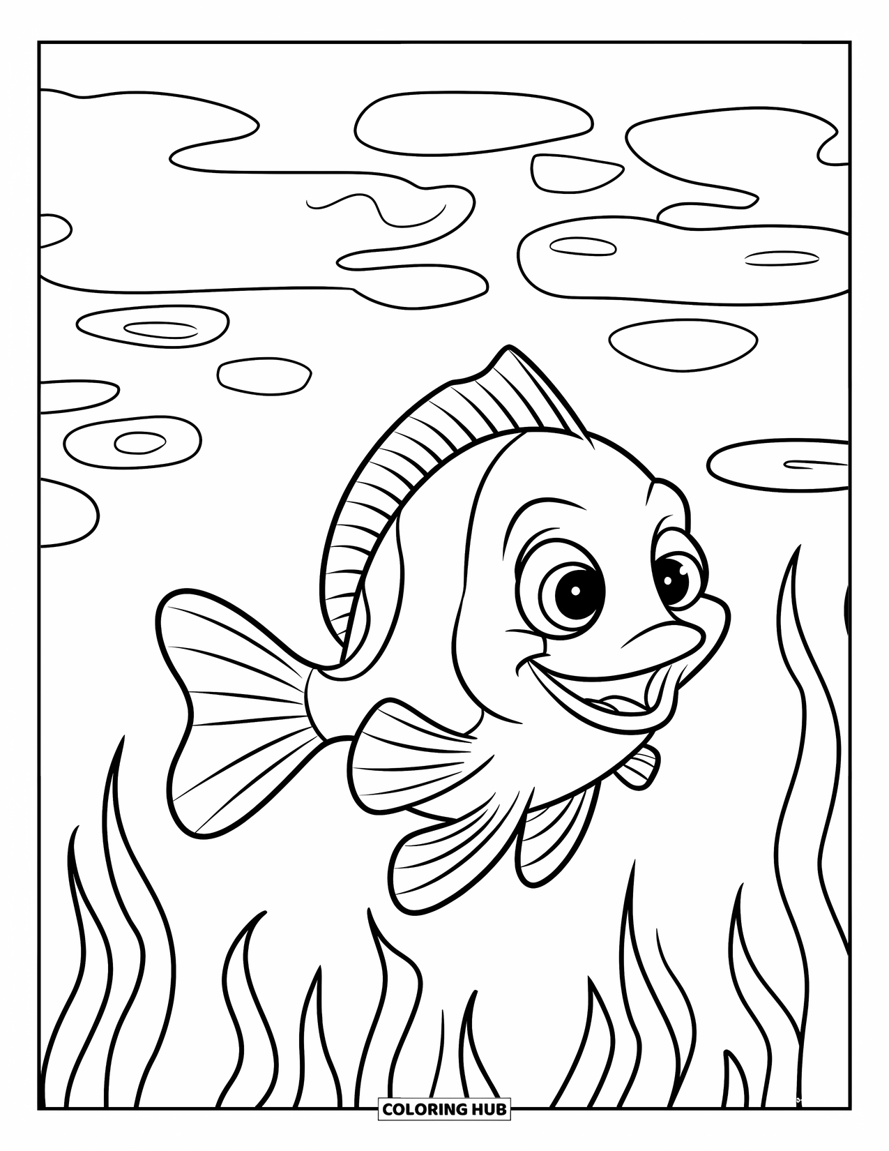 Fisch Ausmalbild für Kinder: Ein Fisch mit einem gewellten Schwanz schwimmt glücklich in der Nähe von schwebenden Algen in einer sanften Meereslandschaft