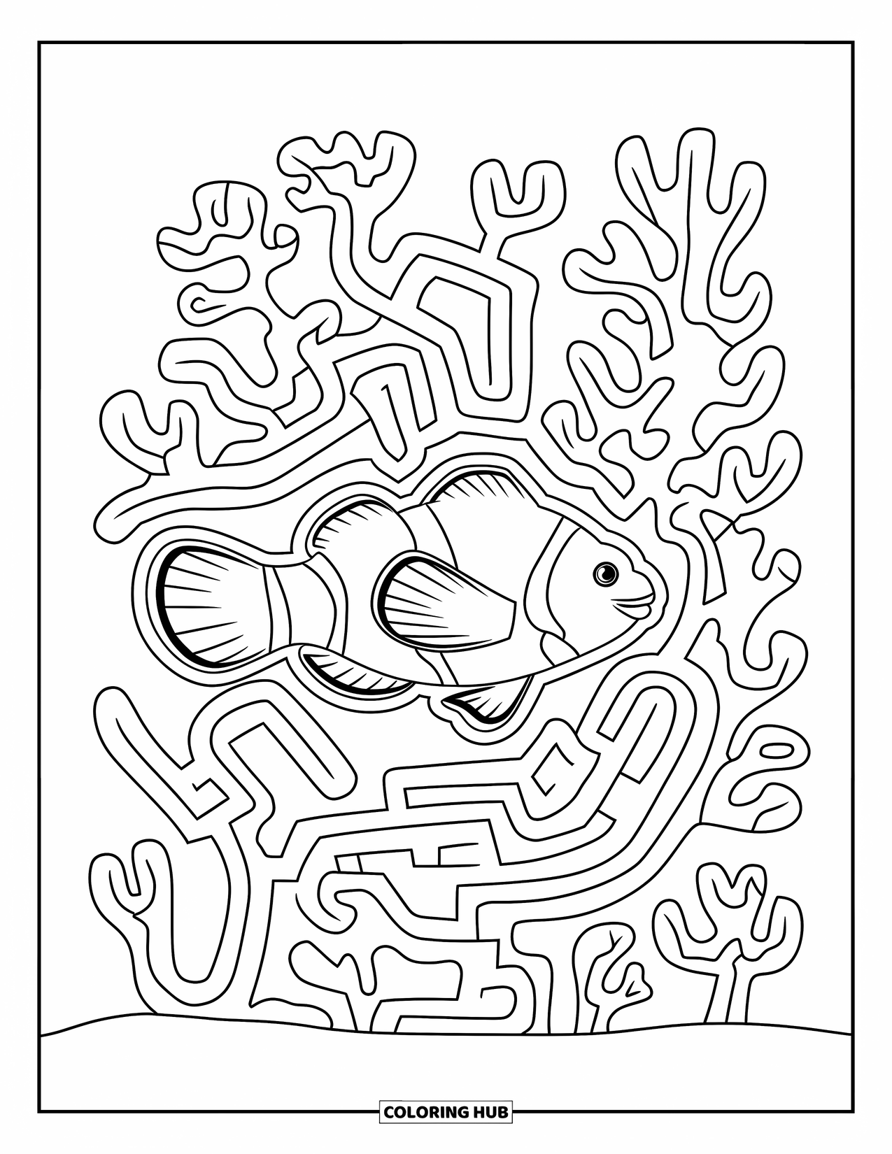 Kolorowanka ze zwierzętami oceanicznymi dla dzieci: Błazenek szybuje przez koralowce ukształtowane jak wirujący podwodny labirynt