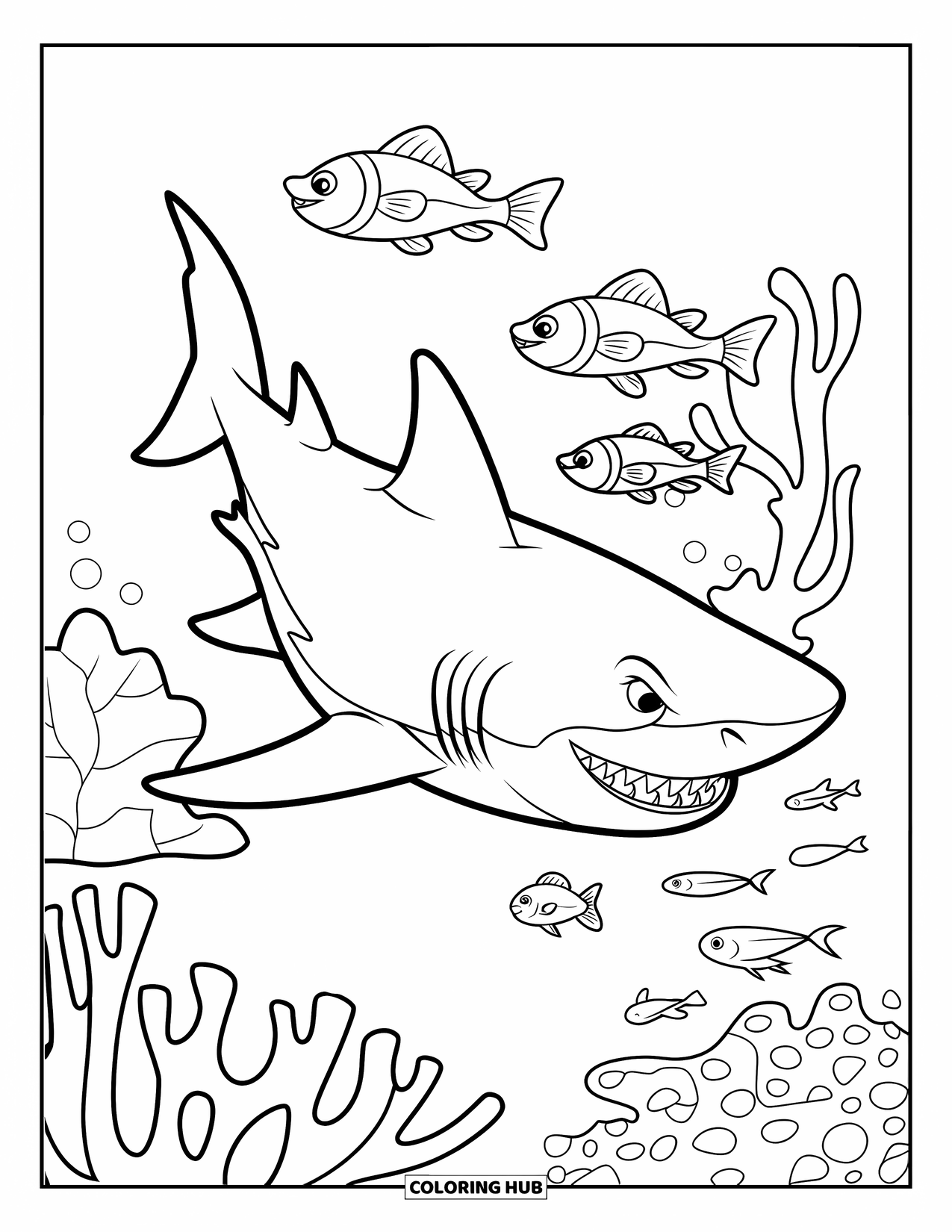 Kolorowanka ze zwierzętami oceanicznymi dla dzieci: Rekin pędzi przez wodę za drobnymi rybami w pobliżu koralowców