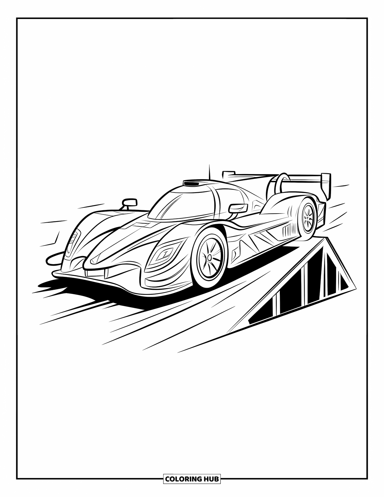 Kleurplaat raceauto voor kinderen: Een raceauto springt van een kleine helling met bewegingslijnen die de snelheid aangeven