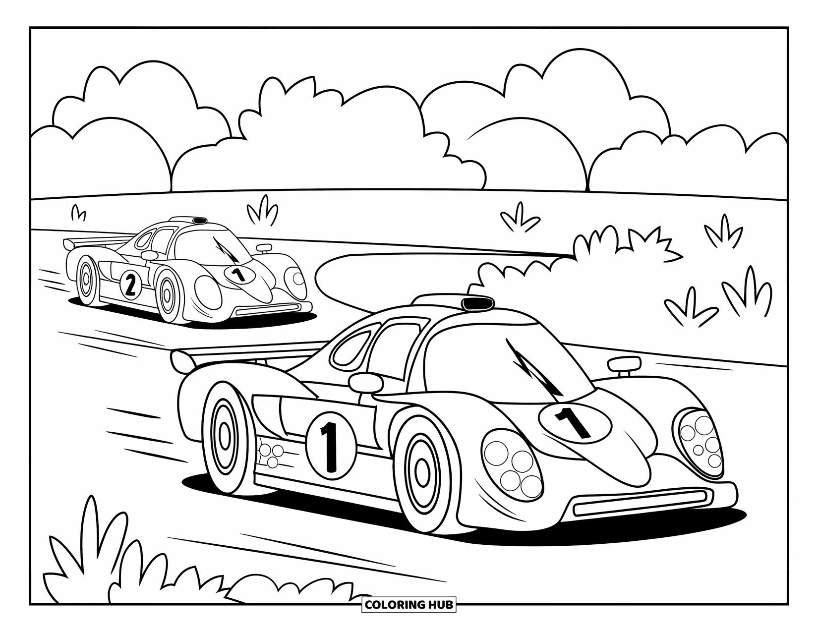 Raceauto Kleurplaat voor Kinderen: De ene auto leidt met een andere die achtervolgt op een circuit omgeven door grasvelden