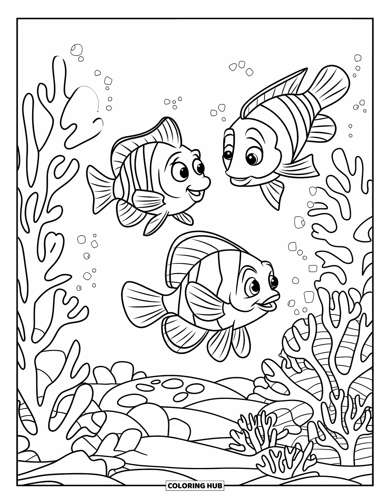 Kolorowanka Podwodny Świat dla dzieci: Trzy figlarne rybki chowają się wśród koralowców w czystym oceanie