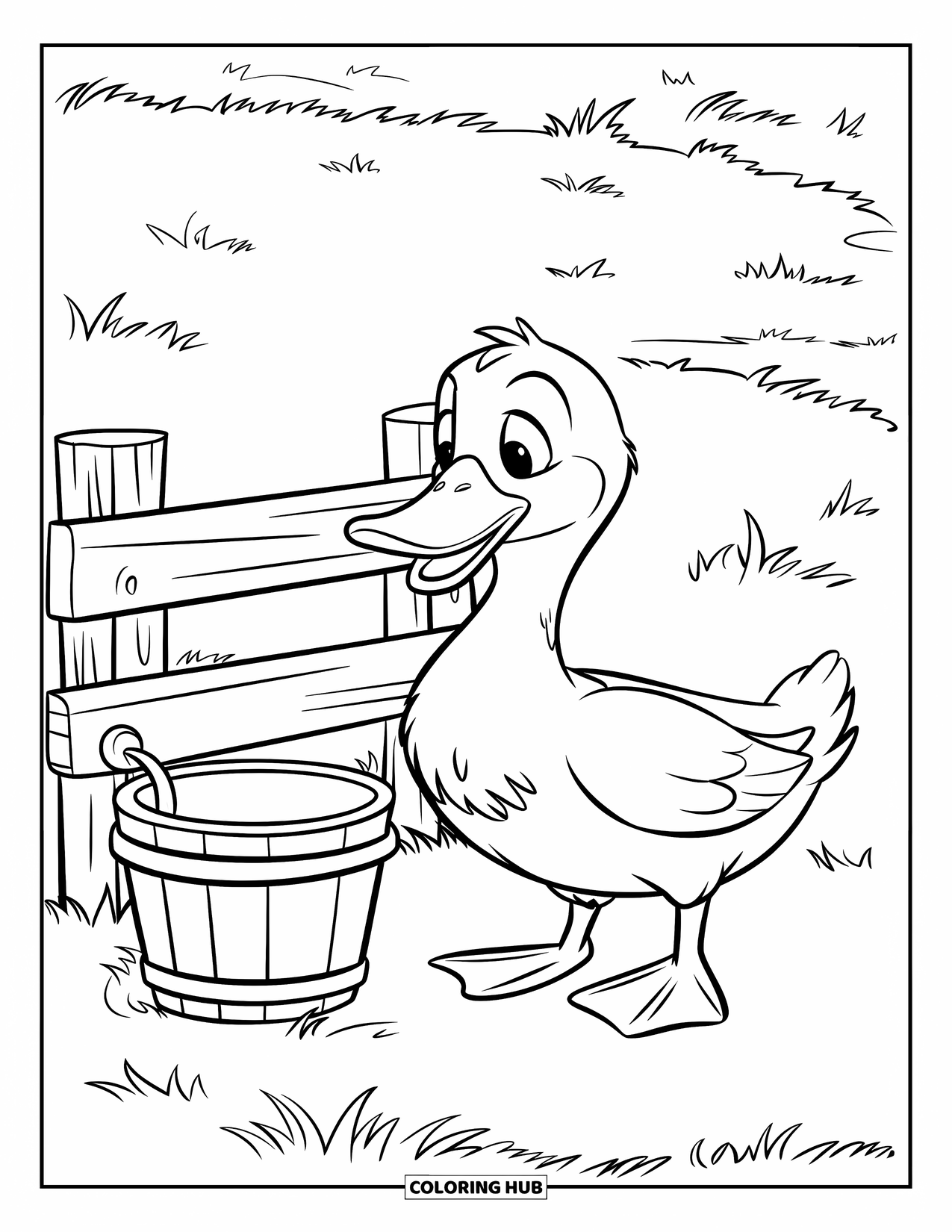 Disegno di un'anatra da colorare per bambini: Un'anatra si trova vicino a un secchio e una recinzione in un cortile di fattoria erboso